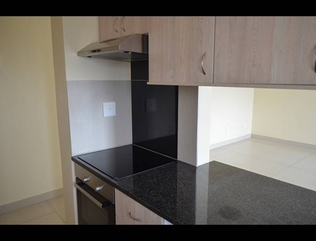 1 BEDROOM APARTMENT TO LET IN STRAND NORTH